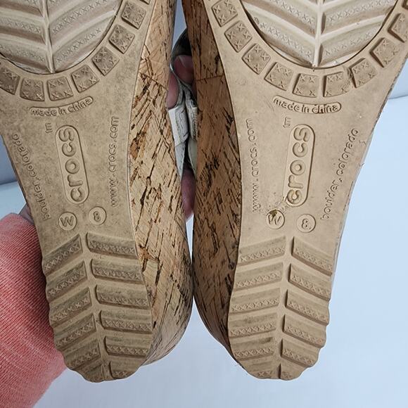 Crocs A Leigh Mini White Leather Wedge Women's Summer  Open Toe Sandal Size 8 - Picture 11 of 12